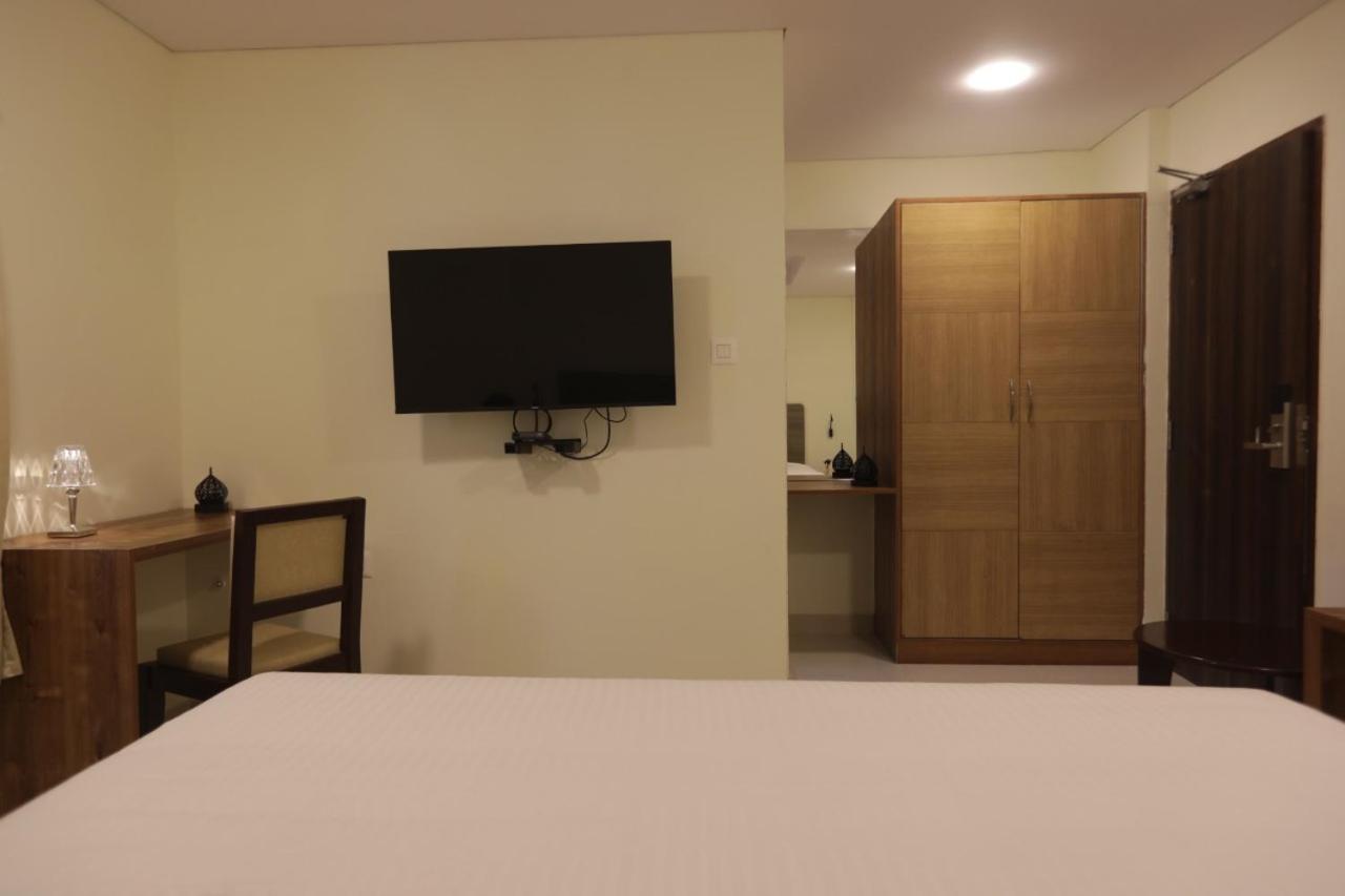 Elysian Grand Hotel Bangalore Dış mekan fotoğraf